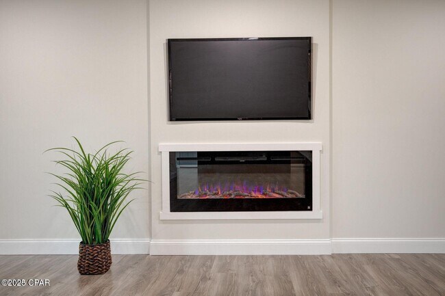 Photo - 4205 Deerpoint Lake Dr