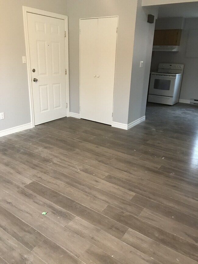 Photo - 980 Chandler St Unit 4