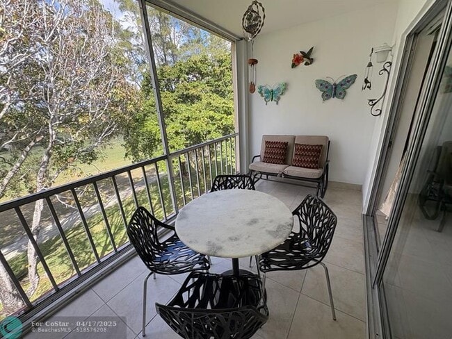 Photo - 1055 Country Club Dr Unit 404