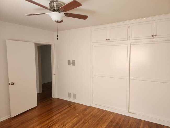 Photo - 1347 N Alta Vista Blvd Unidad 3