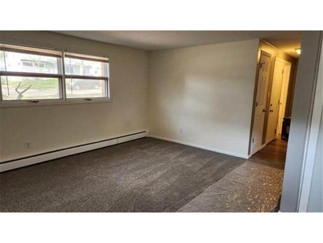 Photo - 1738 Hawthorne Ave E