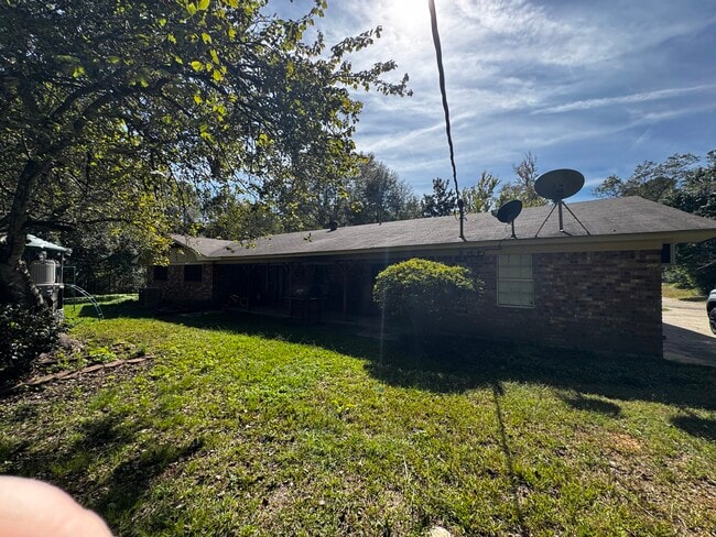 Photo - 117 Steed Rd