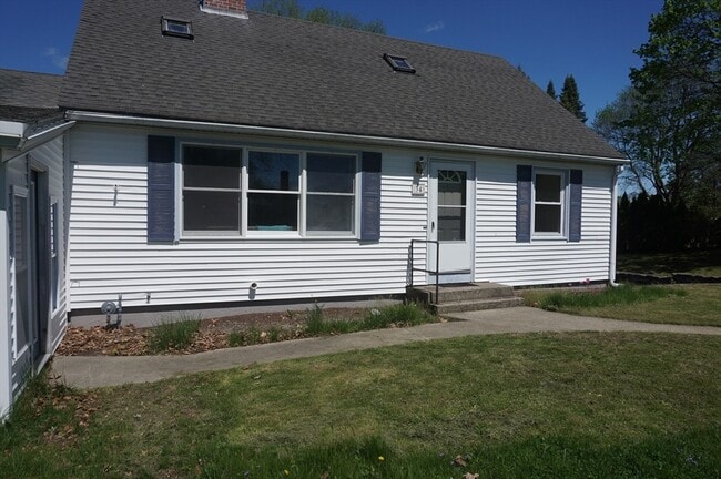 Photo - 34 Fairview Ave Unidad B
