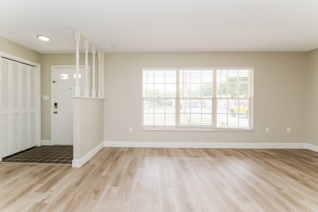 Photo - 7219 Brown Fox Run