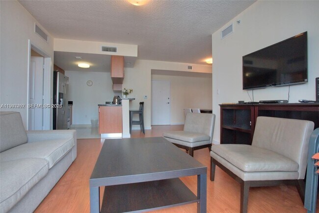 Photo - 601 NE 23rd St Unit 1004