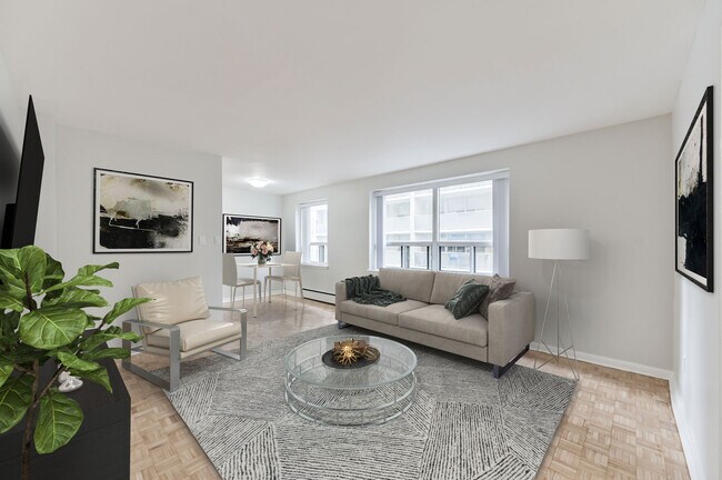 Photo - 149 St George St Unit 00402