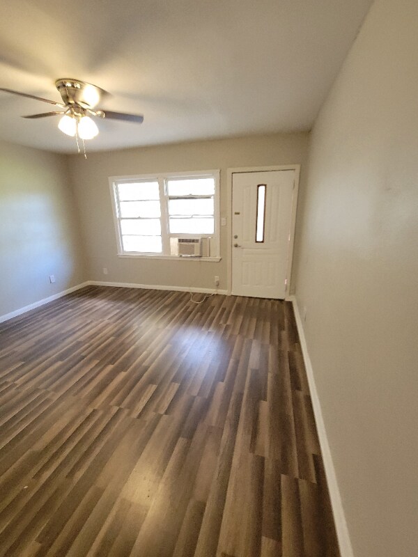 Photo - 1712 W 8th St Apartamento