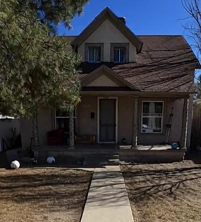 Building Photo - 2310 E Evans Ave