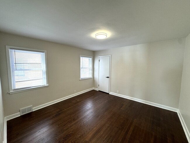 Photo - 8625 W Burleigh St