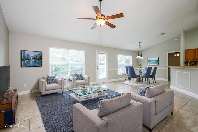 Photo - 1151 Railside Way