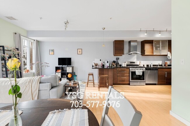 Photo - 1431-1433 Tremont St