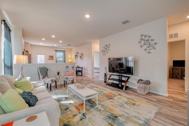 Photo - 248 Cherry Vine Dr