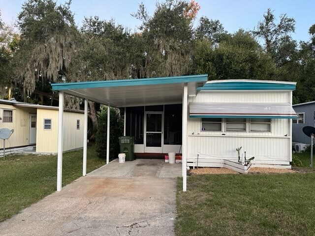 Photo - 504 Alexander Rd