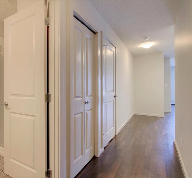 Photo - 319 - Watt Common Unit 319