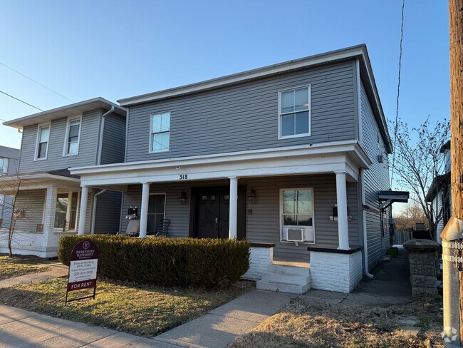 Building Photo - 318 W Market St Unit 318 W Market Street #4 Rental