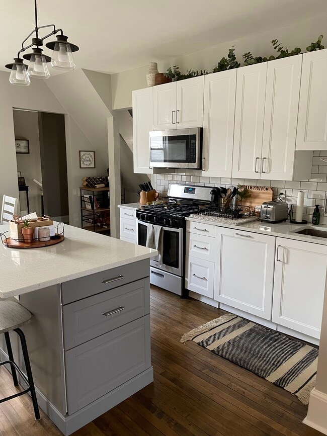 Photo - 1025 E Hamilton St