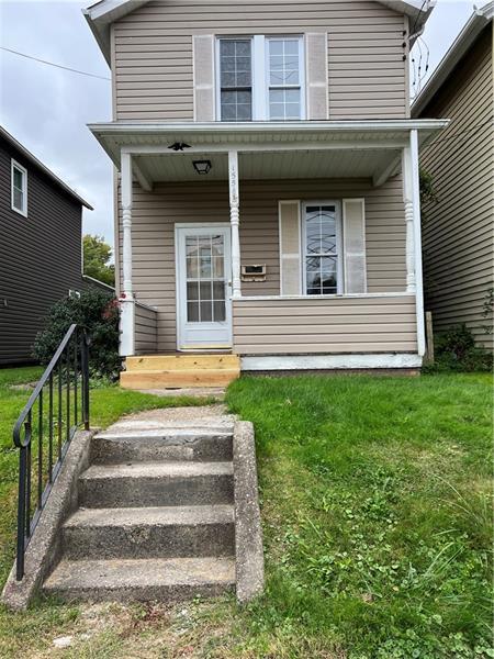 Photo - 1554 N 2nd St