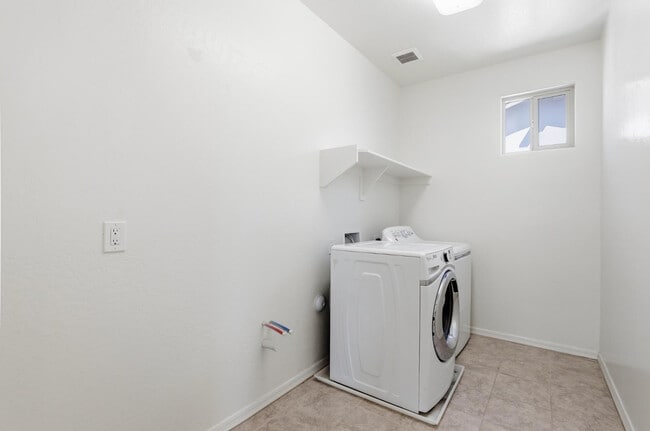 Photo - 2263 S Henry Ln