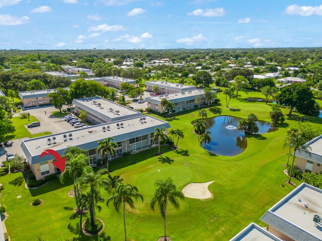 Building Photo - 18081 SE Country Club Dr Unit 12-115