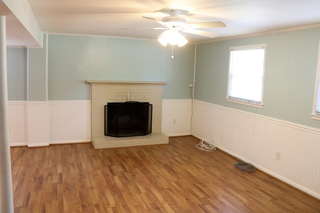 Family room side 1 - 8320 Midwood St