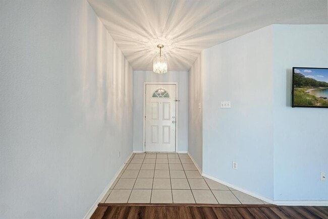 Photo - 1201 Sheltie Ln