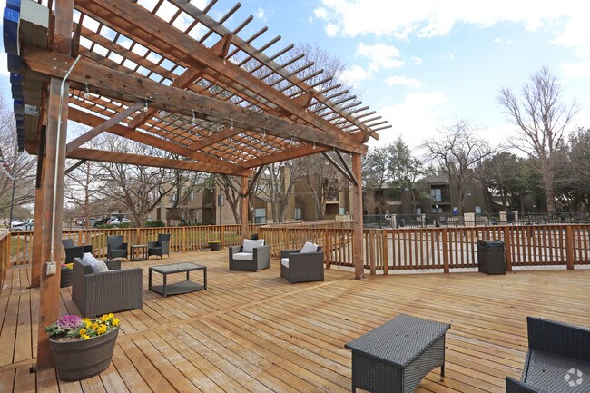 Deck - Stonelake Apartment Homes