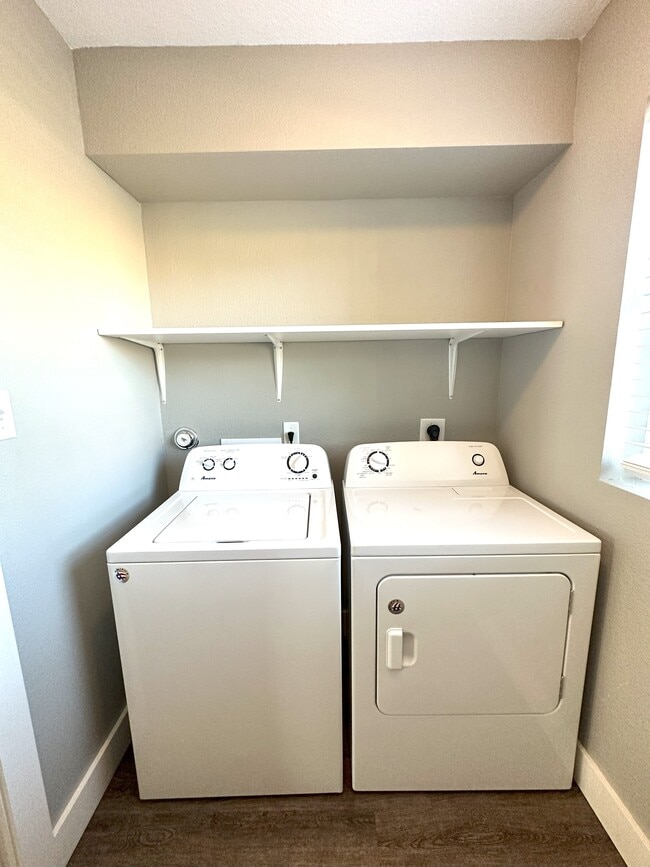 2806 Bull Run Unit C