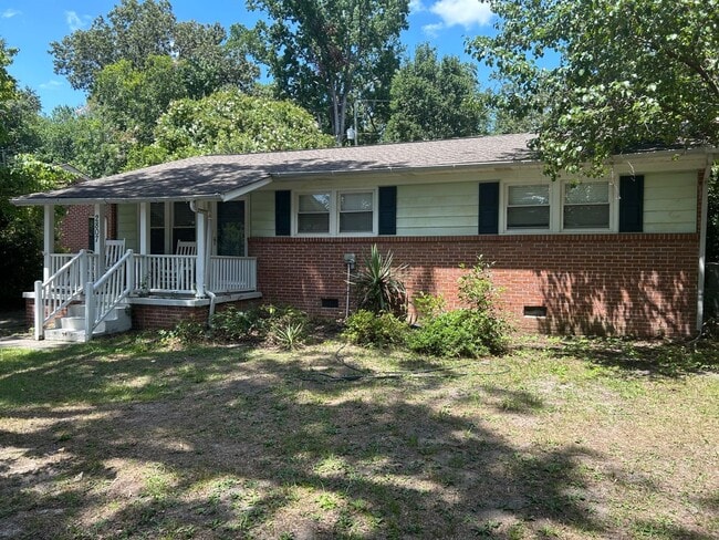Building Photo - 2807 Holt Dr Rental