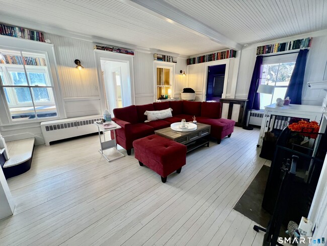 Photo - 624 Vineyard Point Rd