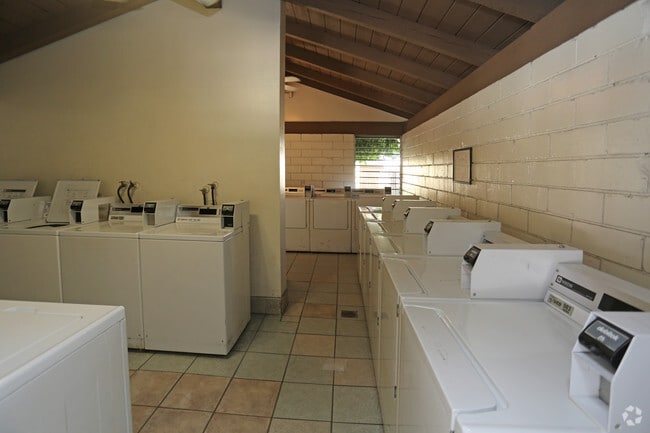 Almont Apartments