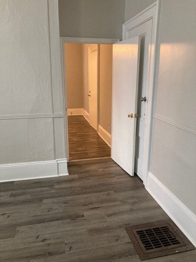 Photo - 204 Duke St Unit 1