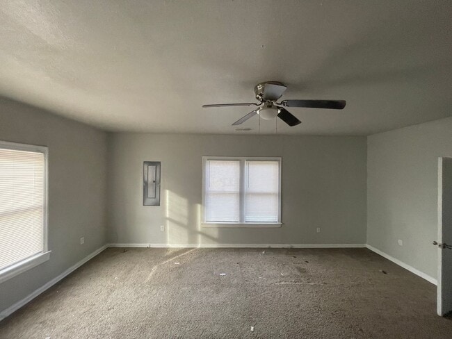Photo - 1534 Chestnut St