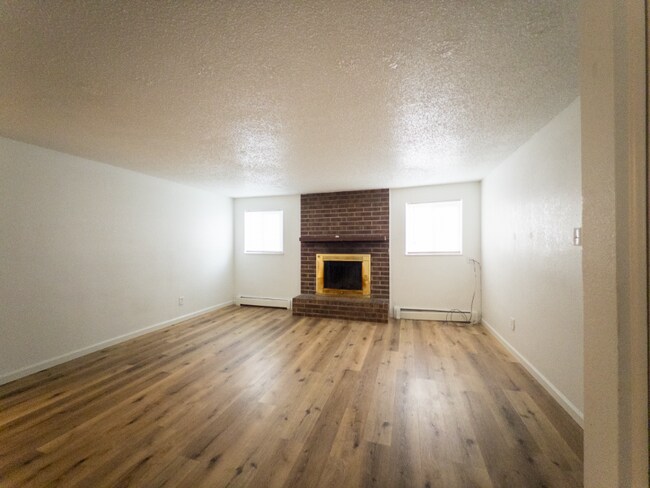 Photo - 2136 Friendship Pl Unidad 2