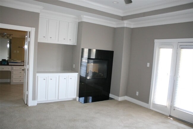 Photo - 332 Asbury St