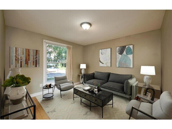 Photo - 1036 15th Ave SE