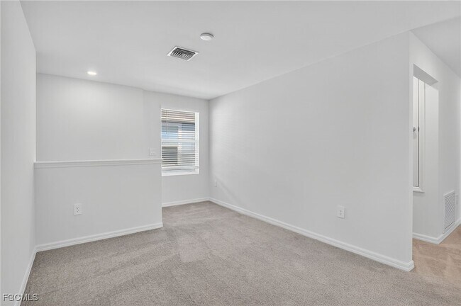 Photo - 19525 Fairhill Ct