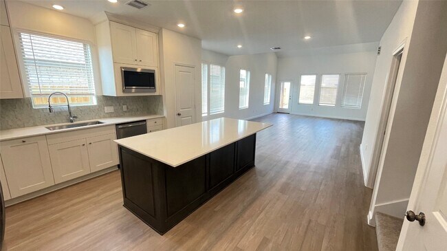 Photo - 30310 Tall Fescue Dr