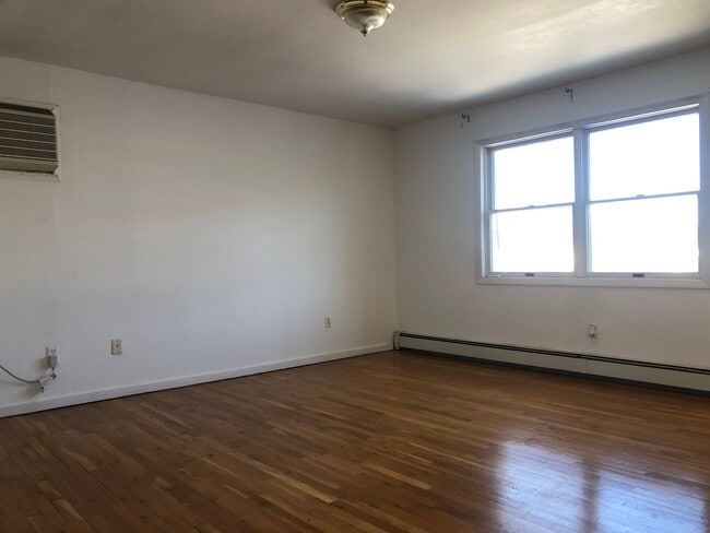 Photo - 659 Gramatan Ave Unit 3#