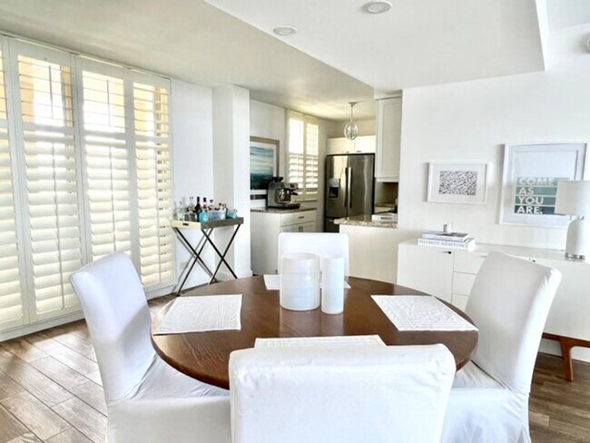 Photo - 132 Lakeshore Dr