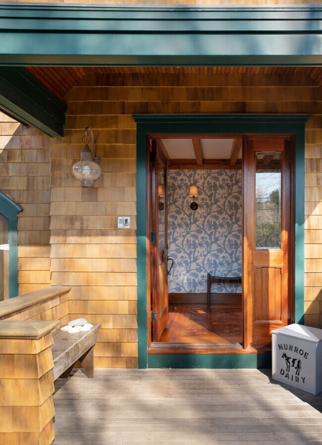 Photo - 240 3rd Beach Rd