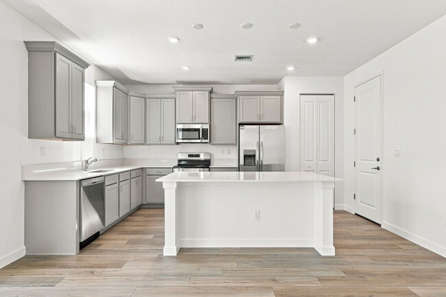 Photo - 3202 Spanish Cedar Pl