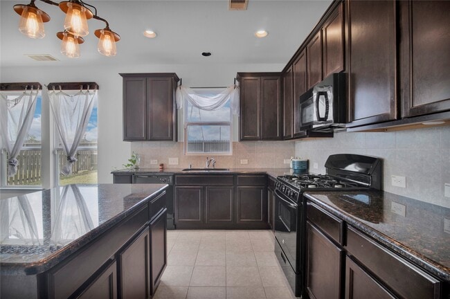 Photo - 2109 Ruby Dr