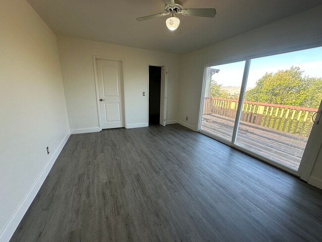 Photo - 106 Gill Way Unit 106 Gill Way