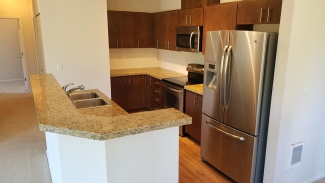 Photo - 15720 Manor Way