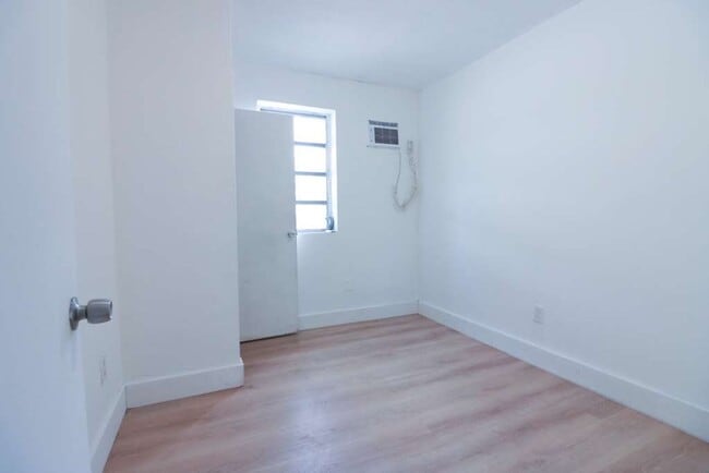 Photo - Available now! Bedroom For Rent In Shared Home (shared kitchen and 2 baths) Unit 6