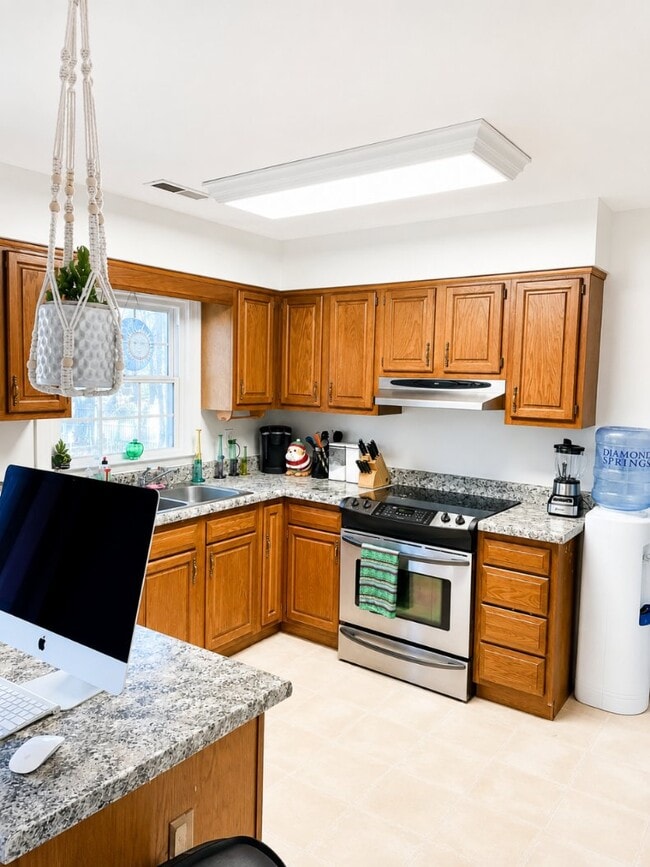 Photo - 4426 Thorncroft Dr