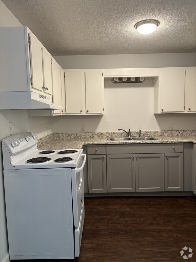 Building Photo - 443 M St Unit 1 Rental