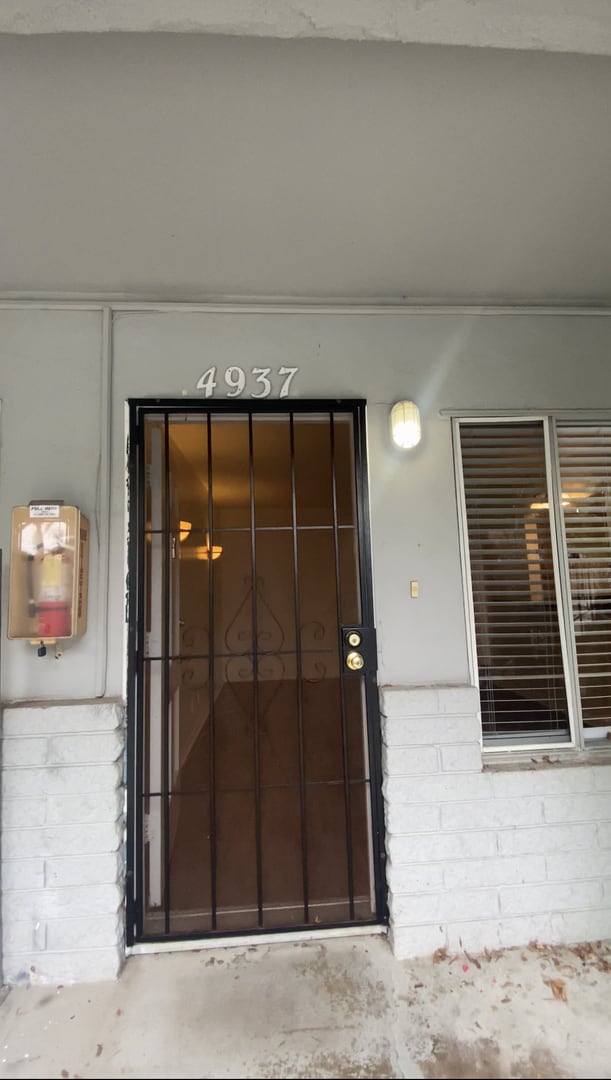 Building Photo - 4937 Coronado Ave Unit 4937