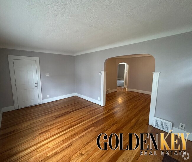 Building Photo - 15745 Cherrylawn St Unit 15745 Cherrylawn Dr Upper Rental