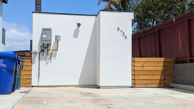 Photo - Fenced Private Yard in Newer Build Studio Home for Rent, Available Immediately Unit 6736 Thomson Court